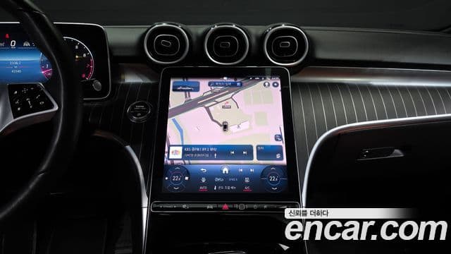 Mercedes-Benz C-Class 2023 — фото 14 из 20