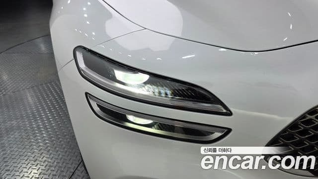 Genesis G70 2023 — Şəkil 19/31
