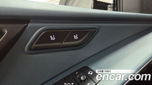 Kia Niro 2023 — Фото 14/20