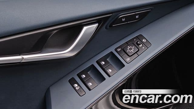 Kia Niro 2023 — Фото 15/20