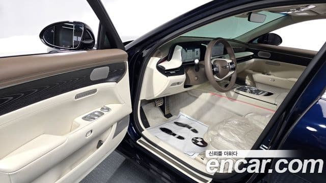 Genesis G90 2024 — ფოტო 8/20