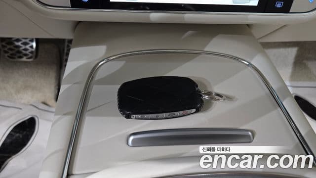 Genesis G90 2024 — ფოტო 3/20