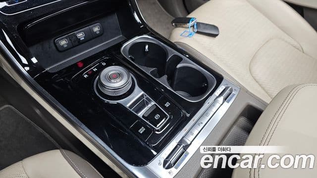 Kia Carnival 2022 — Фото 9/20