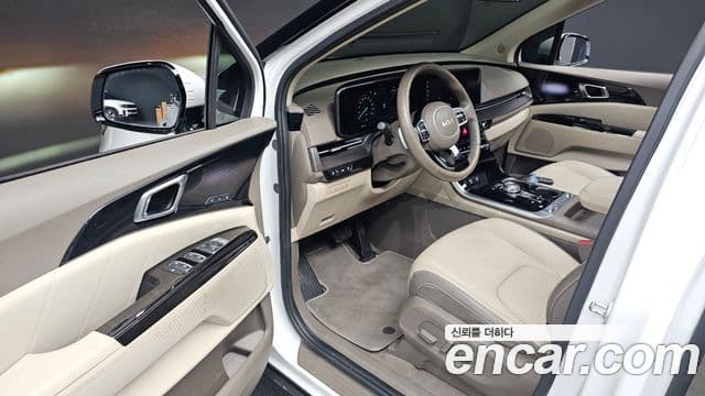 Kia Carnival 2022 — Фото 10/20