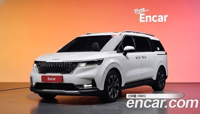 Kia Carnival 2022 — Фото 1/20
