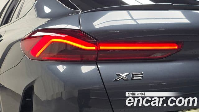 BMW X6 2022 — Photo 25/31