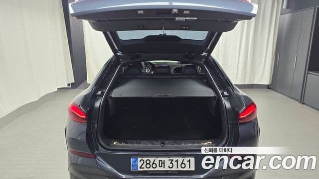 BMW X6 2022 — Photo 24/31