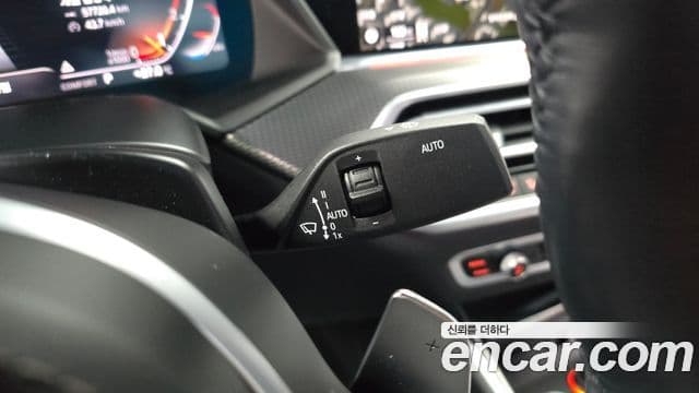 BMW X6 2022 — Photo 17/31