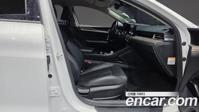 Kia K5 2023 — Фото 11/20