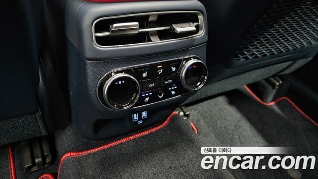 Genesis GV70 2021 — Şəkil 19/20