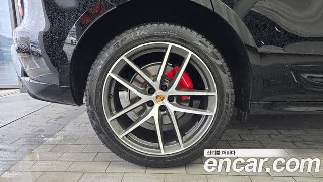 Porsche Macan 2023 — Şəkil 5/20