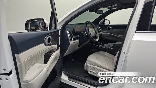 Kia Sorento 2023 — Фото 10/20