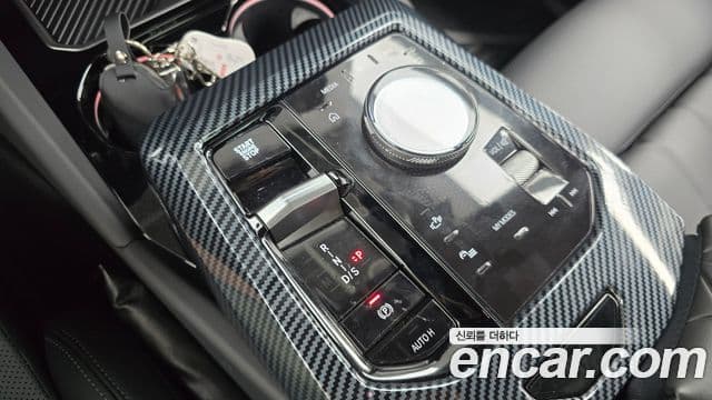 BMW 5 Series 2025 — ფოტო 9/20