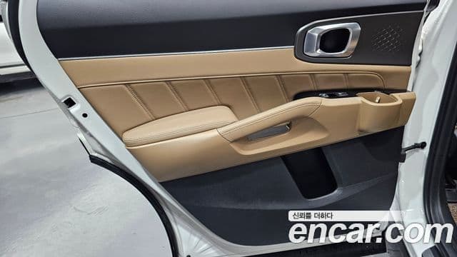 Kia Sorento 2024 — Photo 27/35