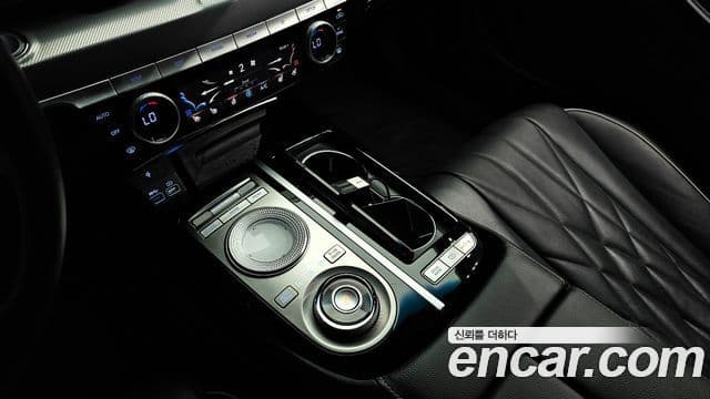Genesis Electrified G80 2022 — ფოტო 9/20