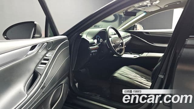 Genesis Electrified G80 2022 — ფოტო 10/20