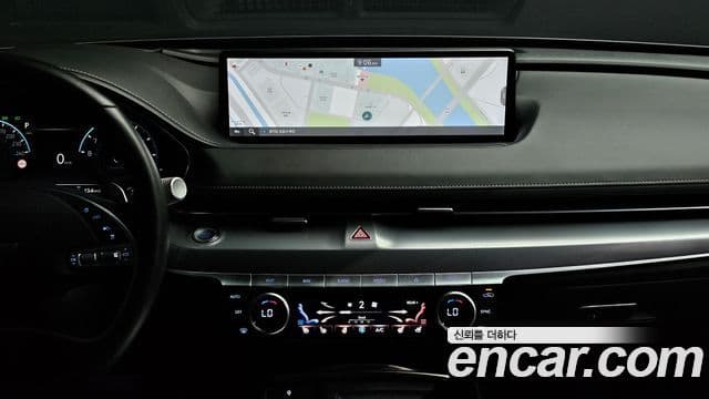 Genesis Electrified G80 2022 — ფოტო 15/20