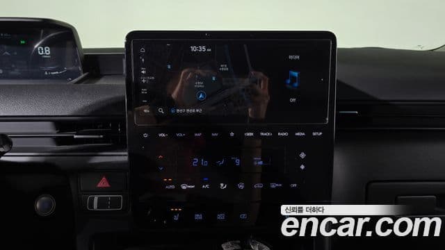 Hyundai Staria 2022 — фото 12 из 20