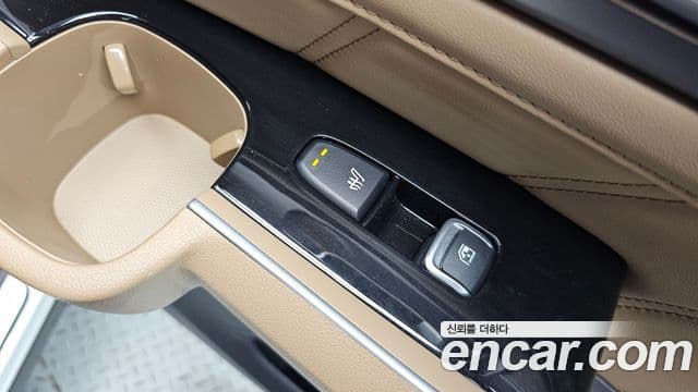 Kia Sorento 2024 — Şəkil 18/20