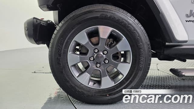 Jeep Wrangler 2021 — Şəkil 4/20