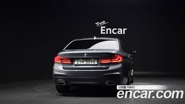 BMW 5 Series 2019 — Şəkil 4/20