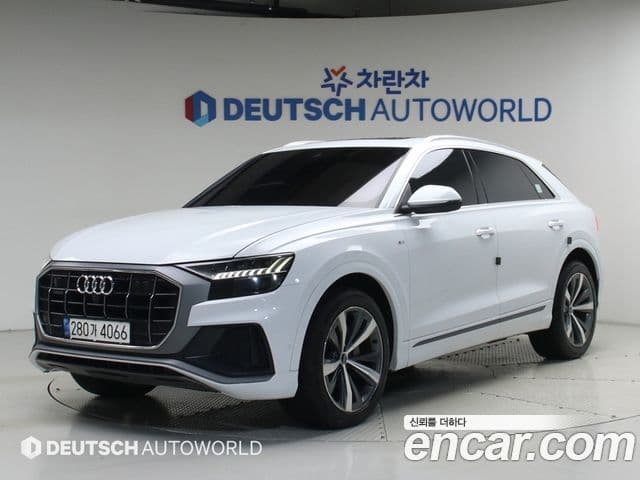 Audi Q7 2021 — Şəkil 10/20