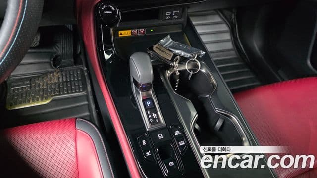Lexus NX450h+ 2023 — ფოტო 9/20