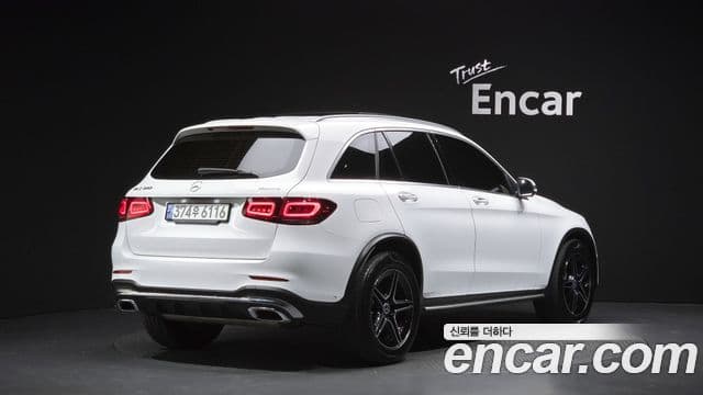 Mercedes-Benz GLC-Class 2022 — Şəkil 8/31