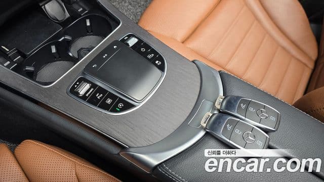 Mercedes-Benz GLC-Class 2022 — Şəkil 15/31