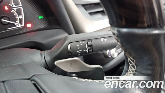 Lexus ES300h 2021 — Şəkil 20/20