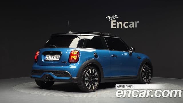 Mini Cooper S 2022 — ფოტო 2/20