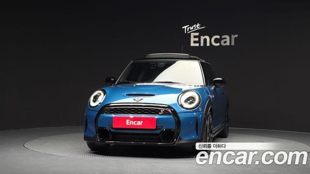 Mini Cooper S 2022 — ფოტო 3/20