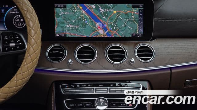 Mercedes-Benz E-Class 2019 — Фото 14/20