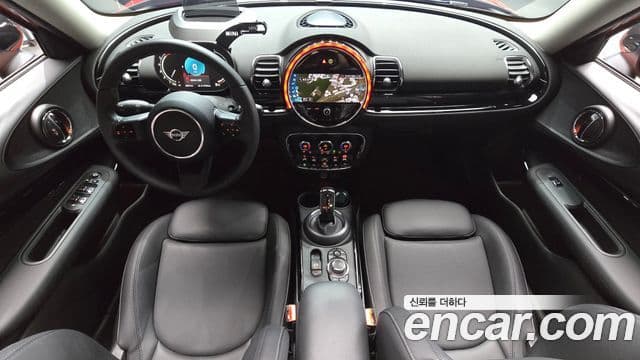 Mini Cooper Clubman 2022 — Фото 7/20