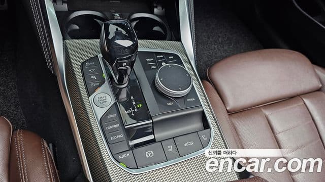 BMW 4 Series 2021 — ფოტო 8/20