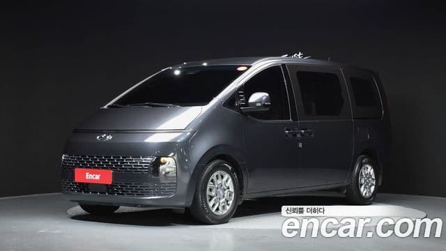 Hyundai Staria 2023 — Şəkil 1/20