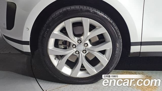 Land Rover Range Rover Evoque 2020 — ფოტო 5/20