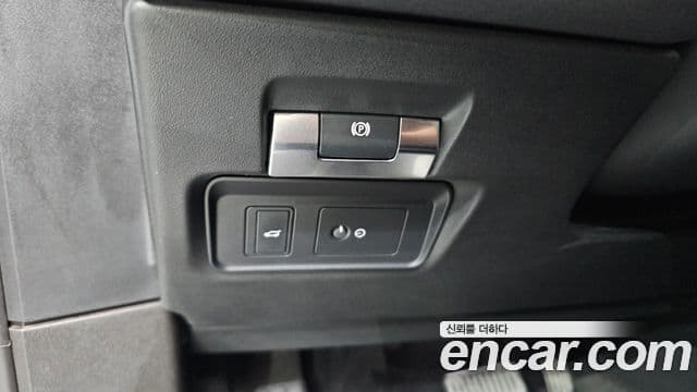 Land Rover Range Rover Evoque 2020 — ფოტო 15/20