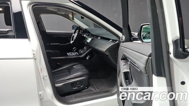 Land Rover Range Rover Evoque 2020 — ფოტო 17/20
