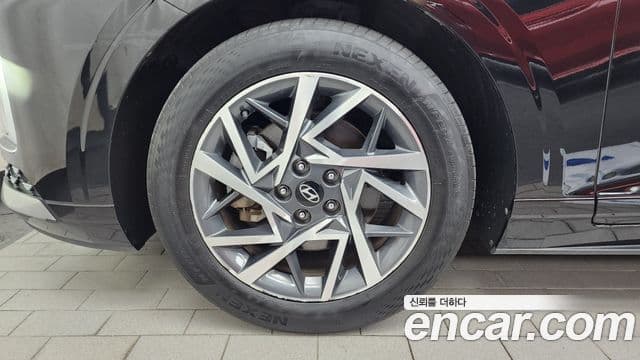 Hyundai Grandeur 2023 — ფოტო 5/20