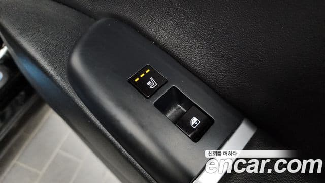 Hyundai Grandeur 2023 — ფოტო 19/20