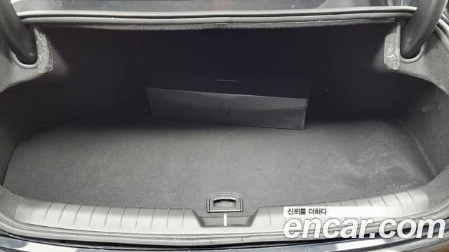 Hyundai Grandeur 2023 — ფოტო 20/20