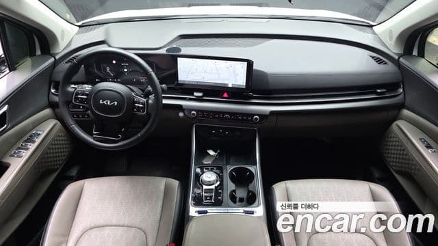 Kia Carnival 2024 — фото 7 из 20
