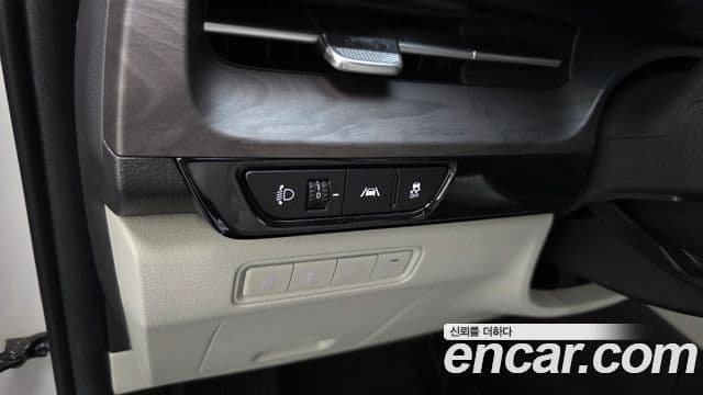 Kia Carnival 2022 — Фото 14/15