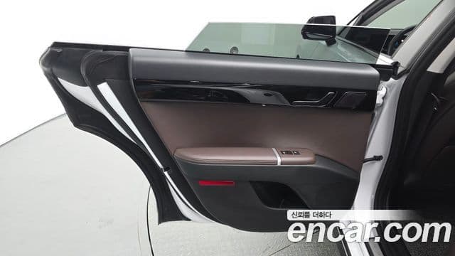 Hyundai Grandeur Hybrid 2025 — Photo 2/32