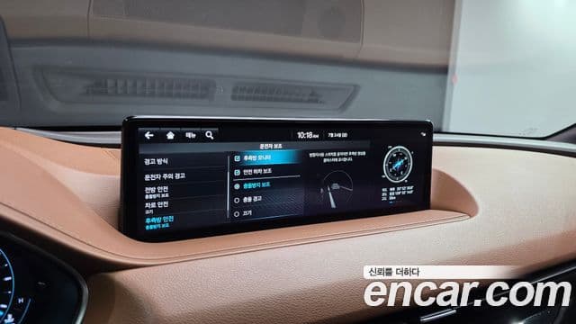 Genesis Electrified G80 2023 — фото 15 из 20