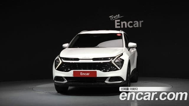 Kia Sportage 2022 — Фото 3/20