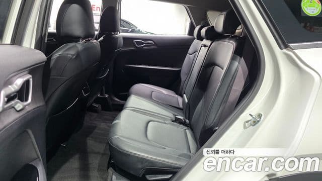 Kia Sportage 2022 — Фото 11/20