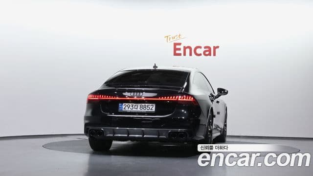 Audi A7 2021 — Фото 4/20