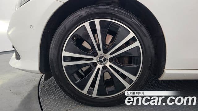 Mercedes-Benz E-Class 2020 — Şəkil 5/20